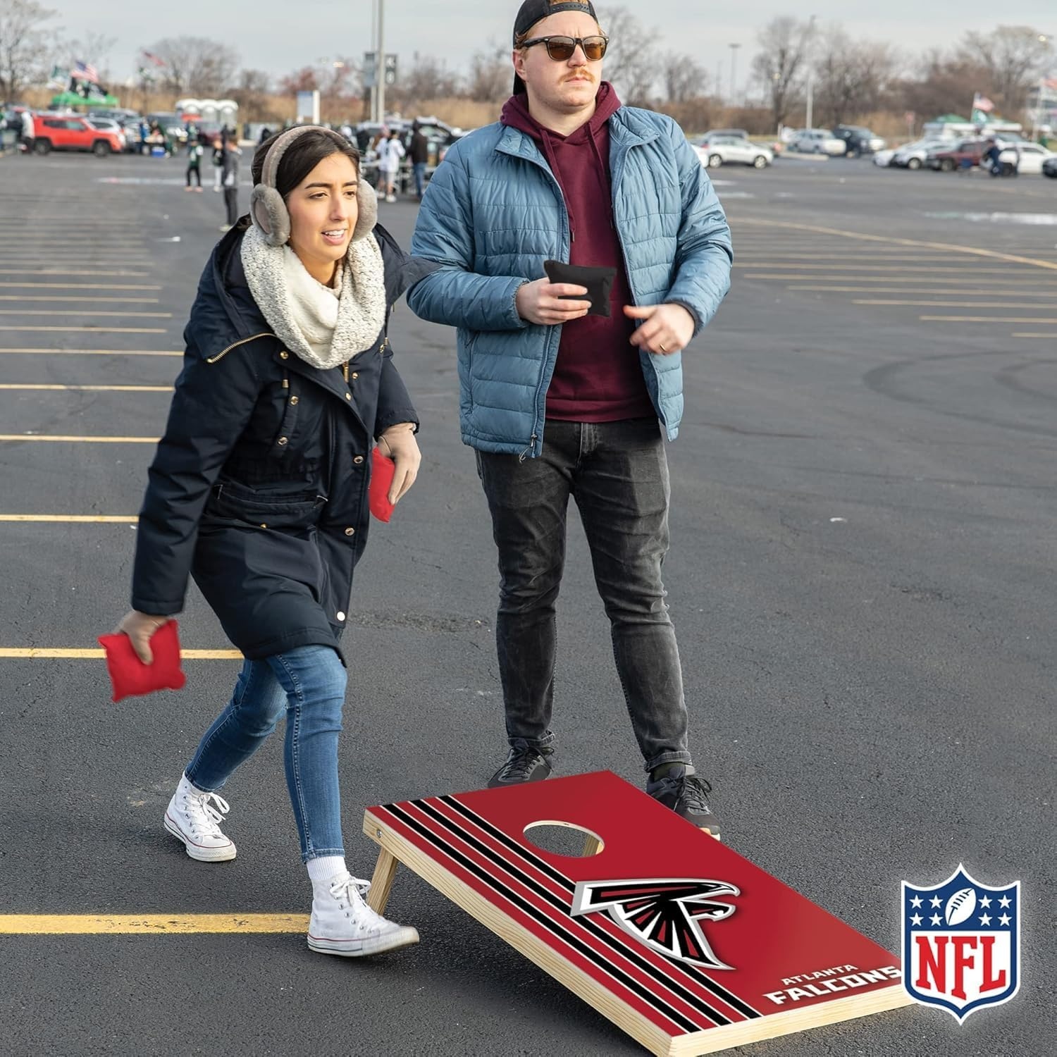 NFL 2′ x 3′ Solid Wood Cornhole Set with Direct Print HD Team Graphics – Great Gift for Any Football Fan  Bean Bag Toss Family Outdoor Games(Atlanta Falcons)