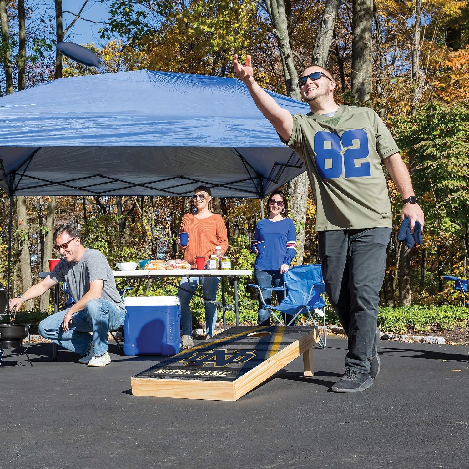 NCAA College 2′ x 4′ Wood Direct Print Tournament Cornhole Set by Wild Sports, 8 Bean Bags, Vintage Triange Design – Tailgate, Outdoor, Backyard(Notre Dame Fighting Irish)